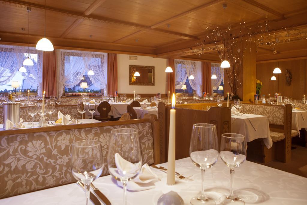 Hotel Ingram Selva di Val Gardena Zewnętrze zdjęcie