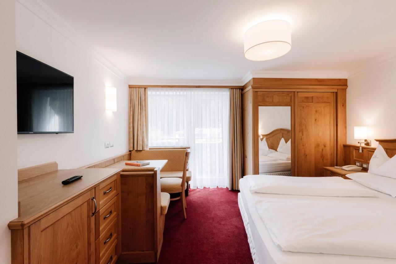 Hotel Ingram Selva di Val Gardena Zewnętrze zdjęcie